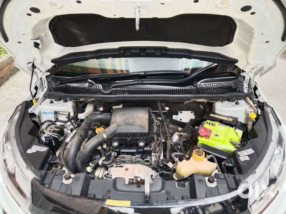 Tata Nexon Amt Xza Plus, 2021, Petrol