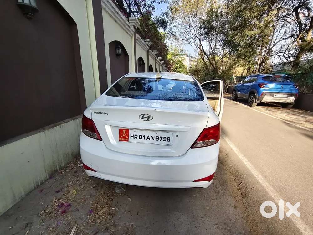 Hyundai Verna 1.4 Petrol 2016manufacturing