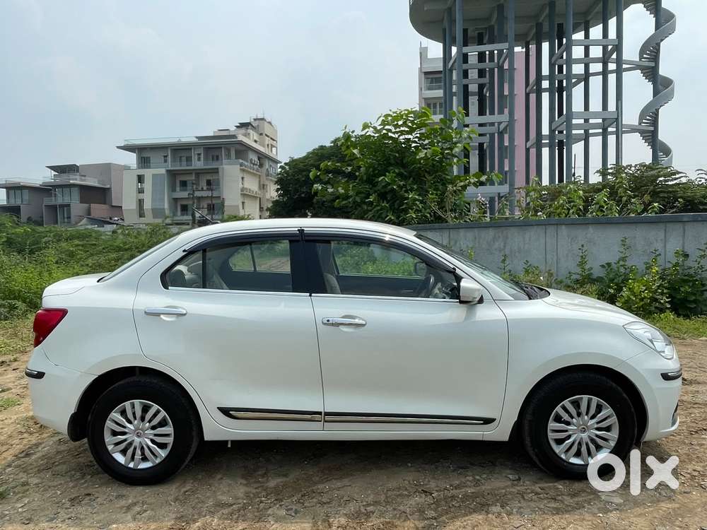 Maruti Suzuki Dzire 1.2 Vxi, 2021, Petrol