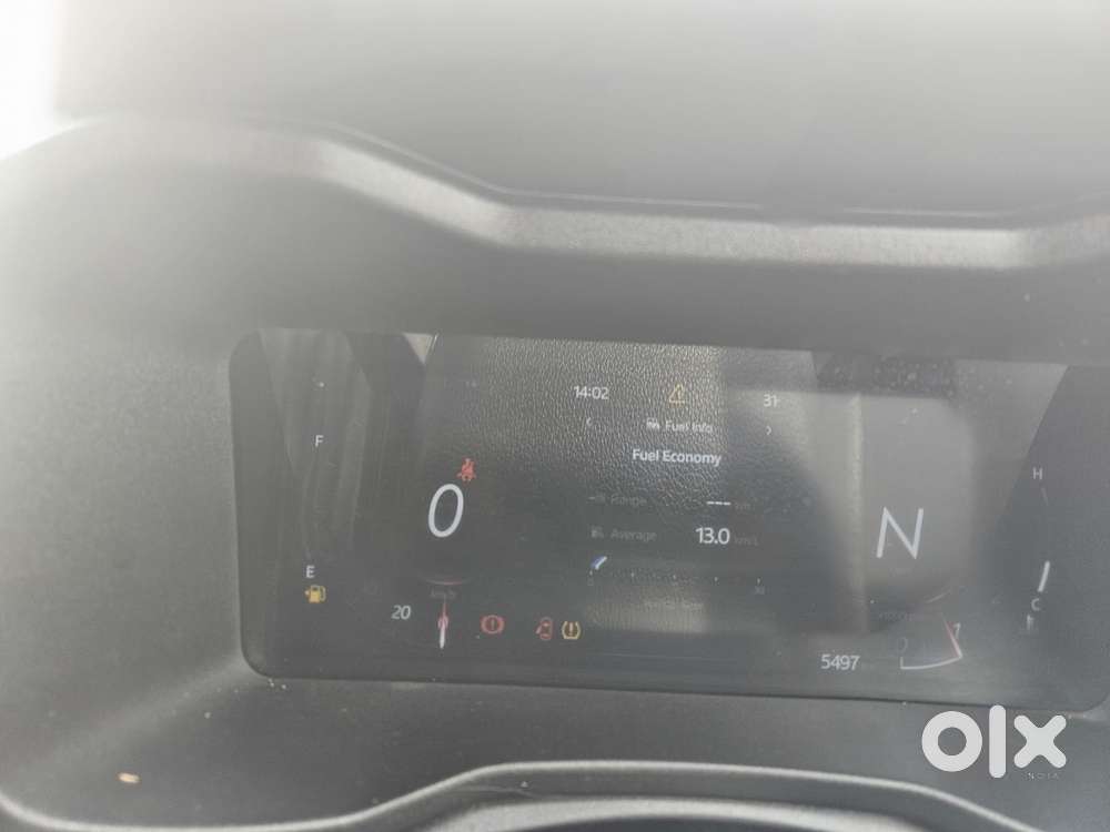 Mahindra Xuv 3xo Ax5 Pm Mt, 2025, Petrol