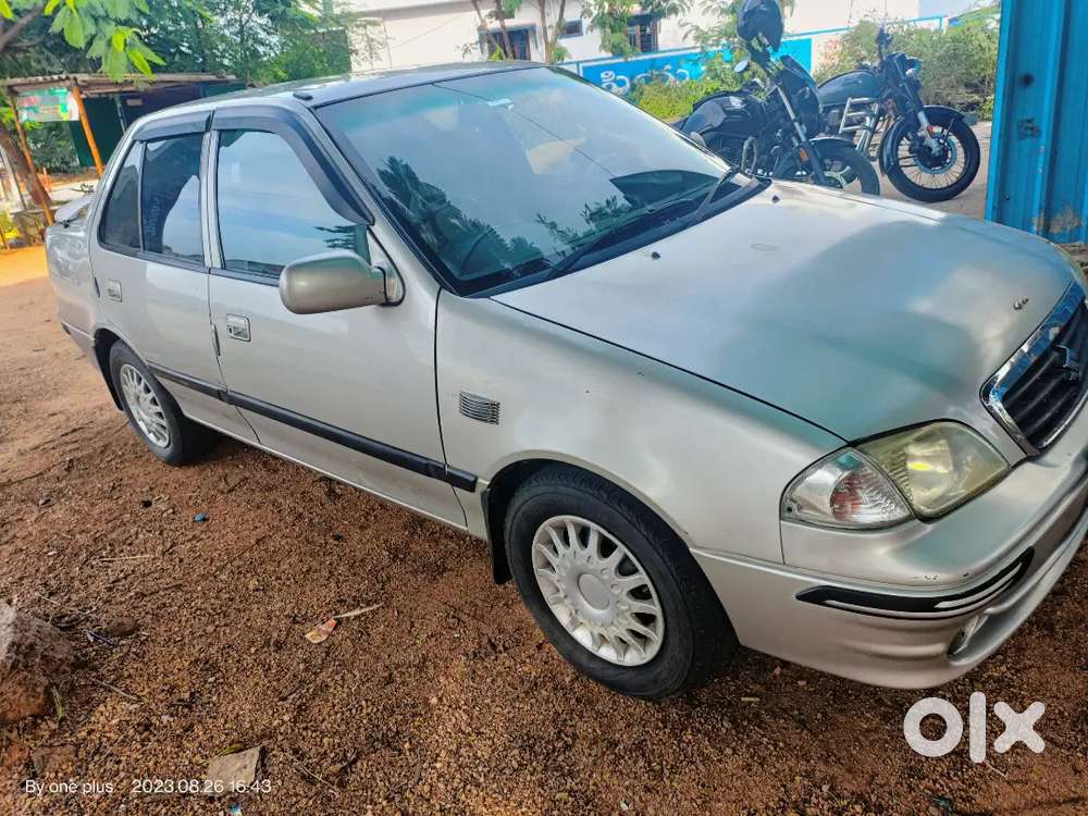 Maruti Suzuki Esteem 2006