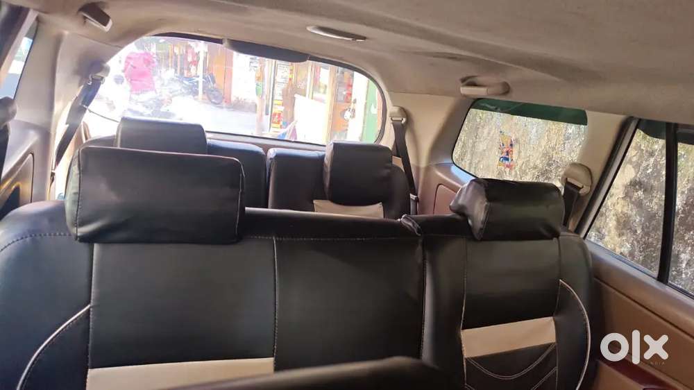 Toyota Innova 2.5 G 2015