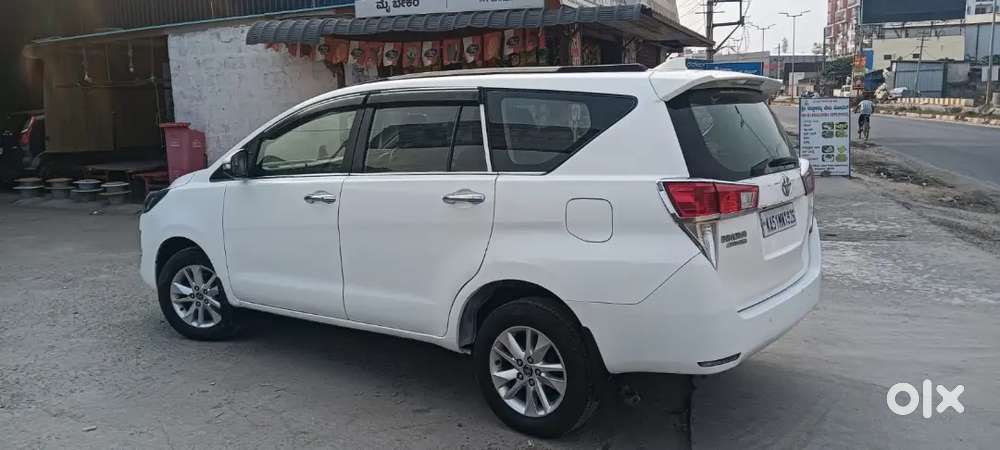 Toyota Innova Crysta 2019
