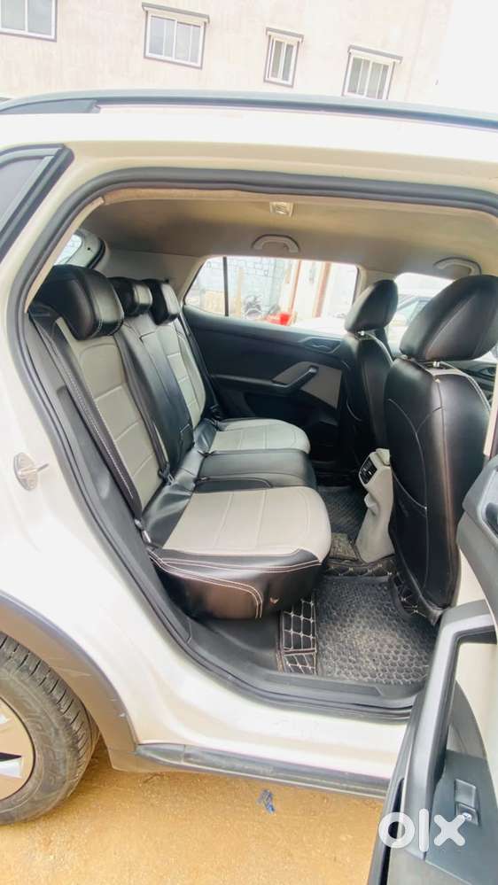 Skoda Kushaq 1.0 Tsi Ambition, 2022, Petrol