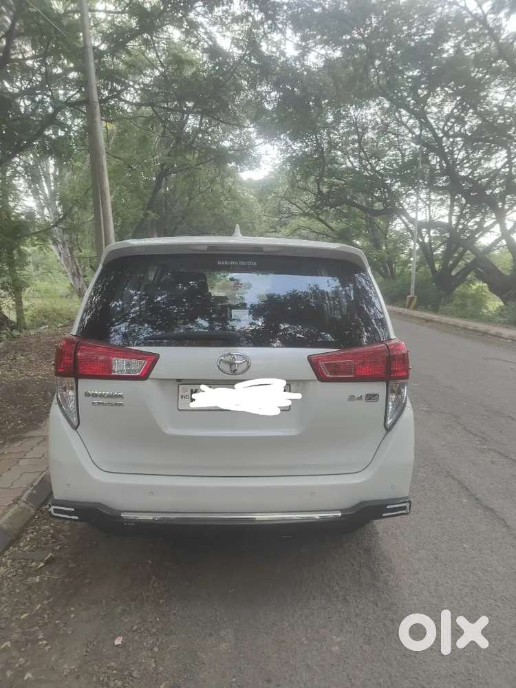 Toyota Innova Crysta 2022 Diesel Manual