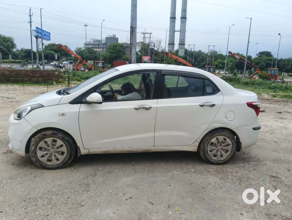 Hyundai Xcent 2018 Car Cng Out Fitted