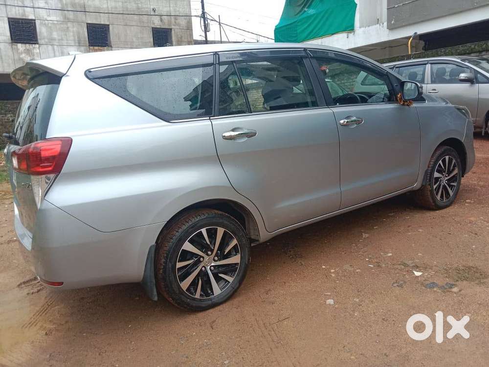 Toyota Innova Crysta 2.5z, 2025, Diesel