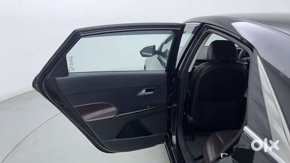 Hyundai Verna 1.5 Sx Petrol Mt, 2025, Petrol
