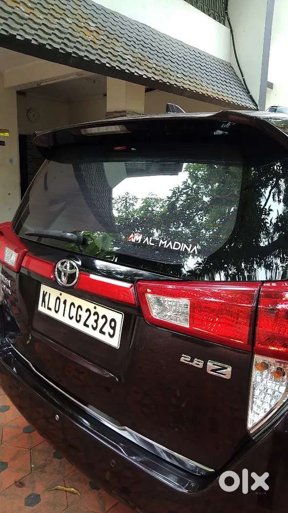 Toyota Innova Crysta 2018 Diesel 178000 Km Driven