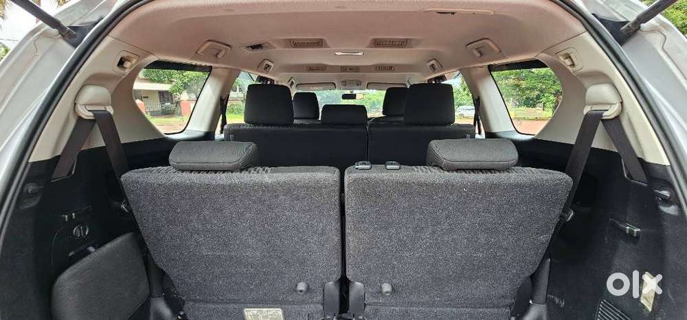 Toyota Innova Crysta