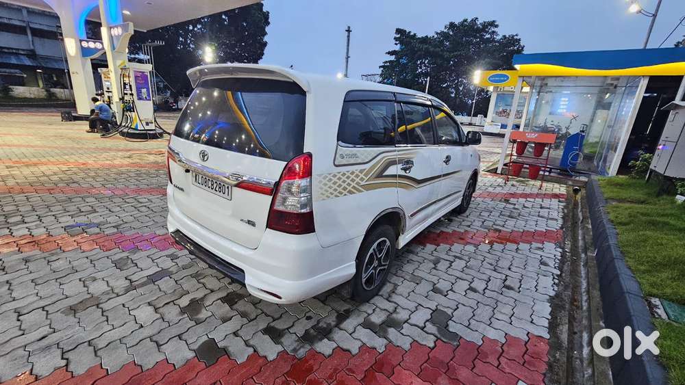 Toyota Innova 2.5 G (diesel) 8 Seater, 2013, Diesel