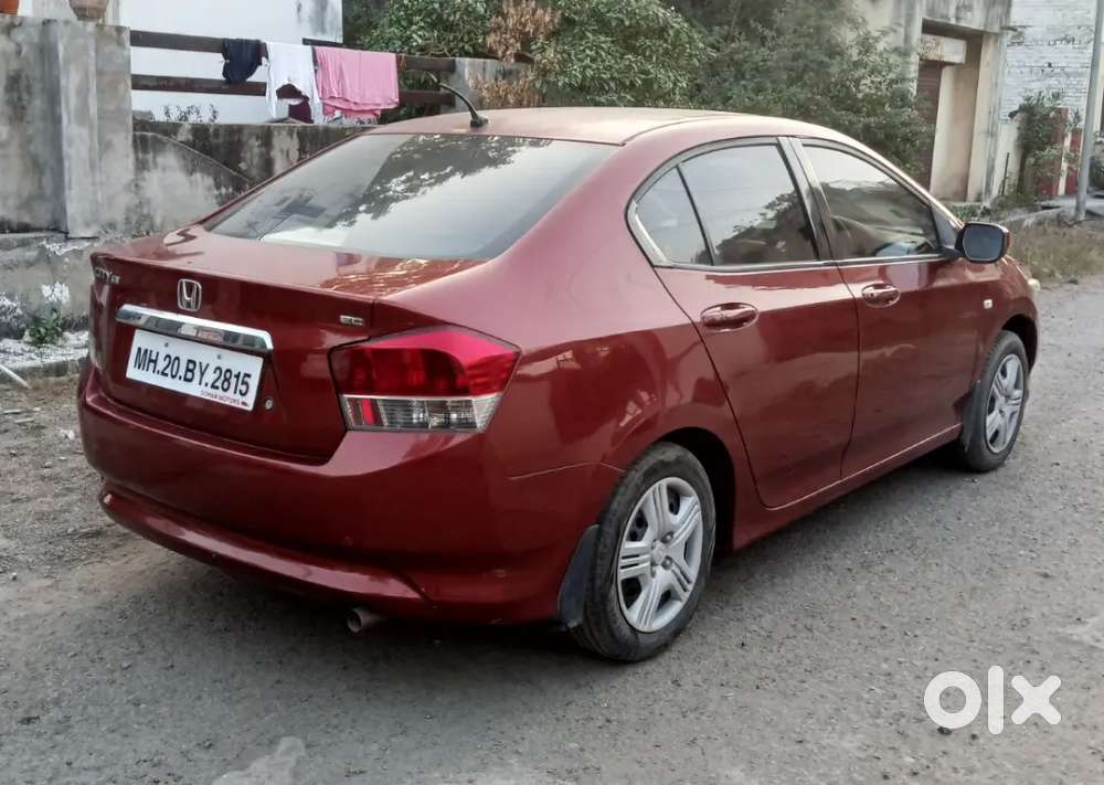 Honda City Petrol+cng August 2011