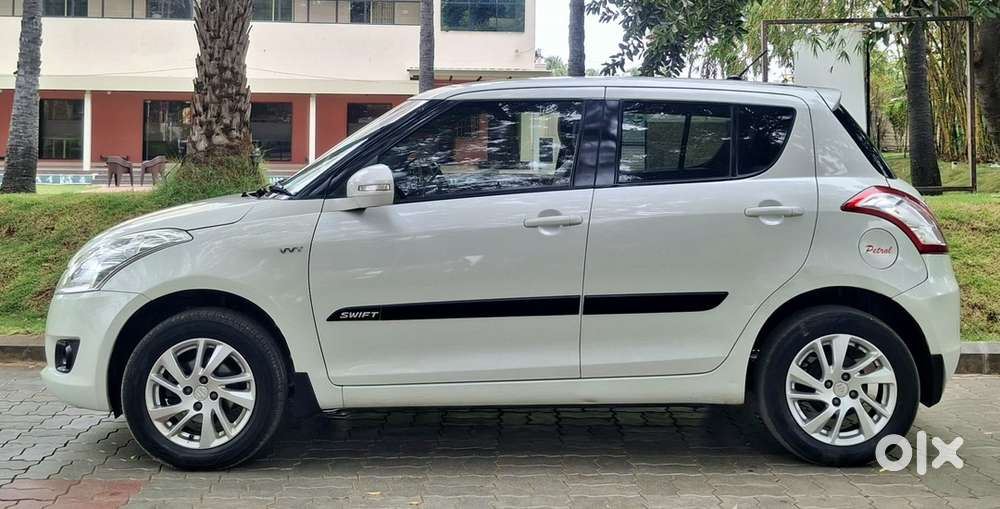 Maruti Suzuki Swift 2011 Zxi (csr)