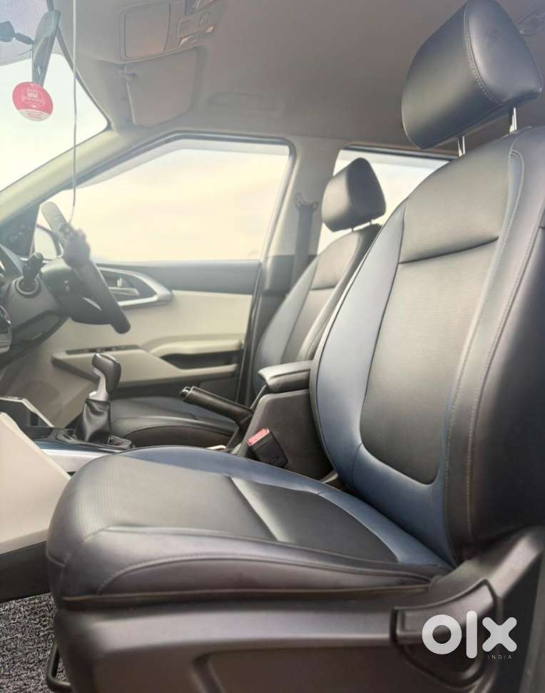 Kia Carens 1.4 Premium 7 Str, 2023, Petrol