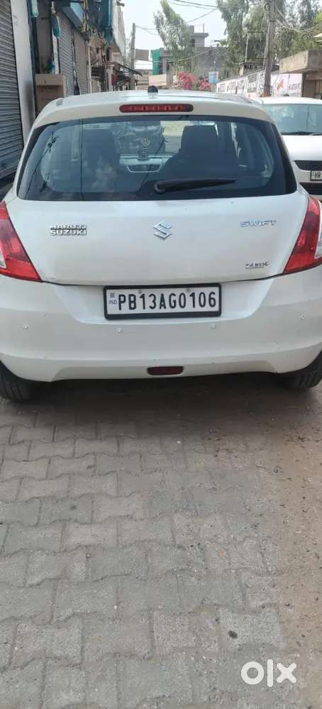 Maruti Suzuki Swift 2013 Diesel 85000 Km Driven