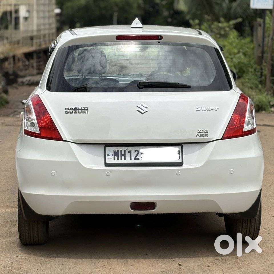 Maruti Suzuki Swift Zxi, 2015, Petrol