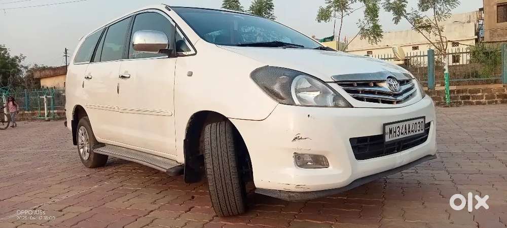 Toyota Innova 2011 Diesel Well Maintained