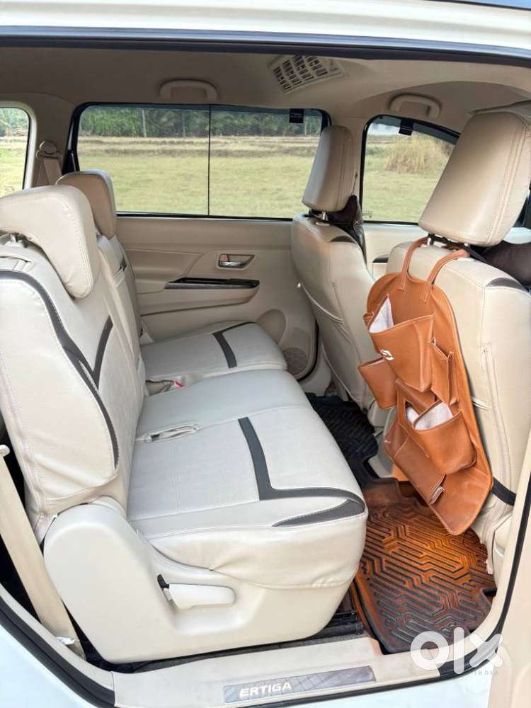 Maruti Suzuki Ertiga Vxi (o) Cng, 2022, Petrol