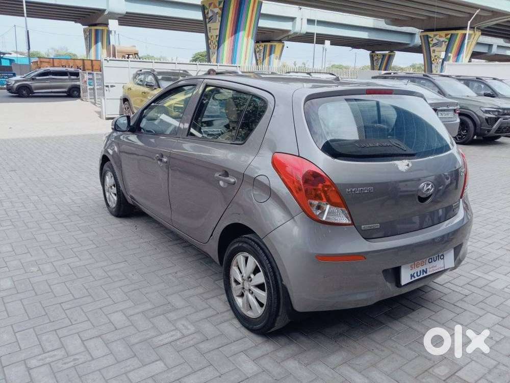 Hyundai I20 Sportz 1.4 Crdi 6 Speed Bs-iv, 2012, Diesel