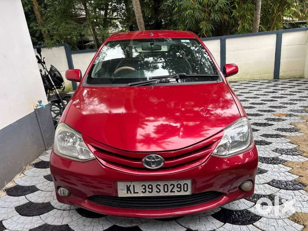 Toyota Etios Liva G, 2011, Petrol