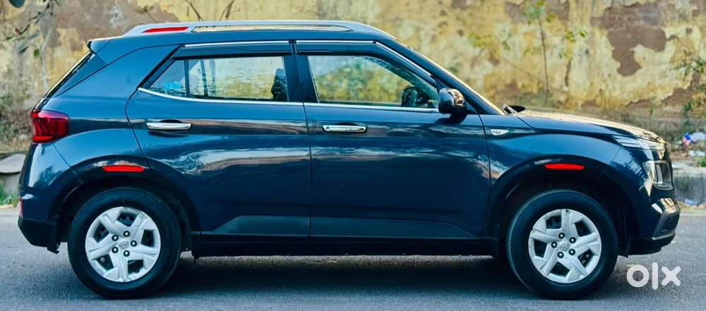 Hyundai Venue 1.2 S Plus, 2019, Petrol