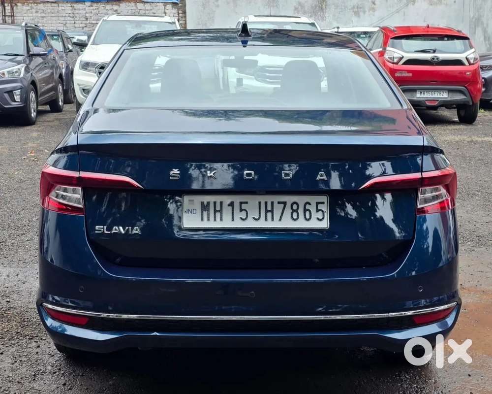 Skoda Slavia Style 1.0l Tsi At, 2023, Petrol