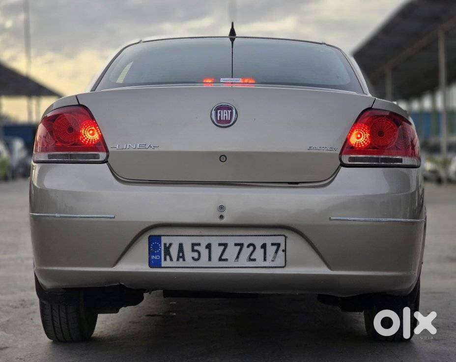 Fiat Linea Emotion Pk 1.4, 2010, Petrol