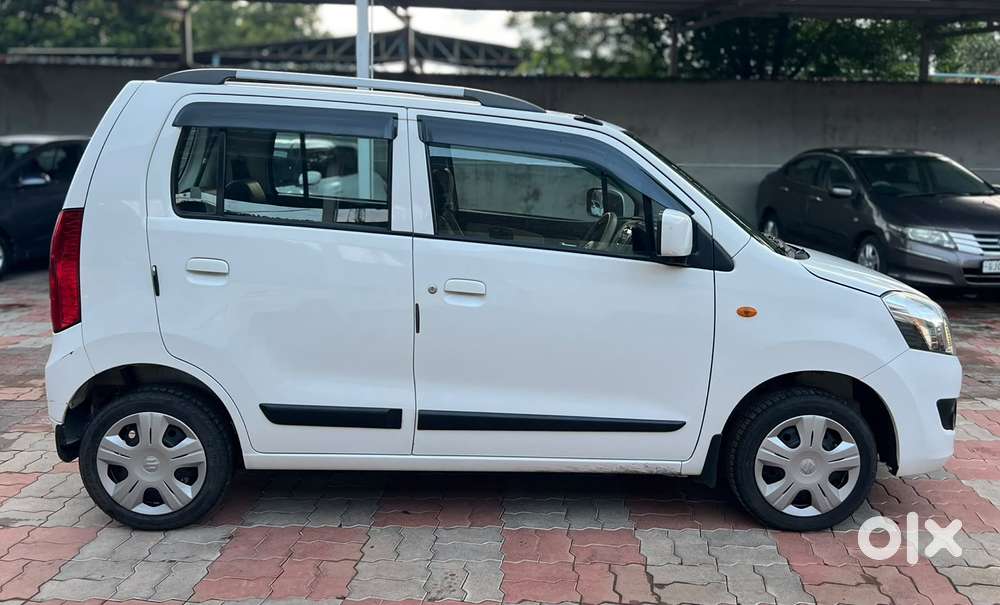 Maruti Suzuki Wagon R Vxi 1.2, 2018, Petrol