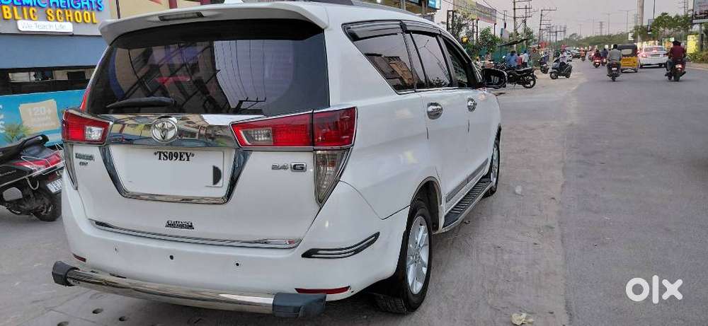 Toyota Innova Crysta 2.4 G Mt 8s, 2018, Diesel