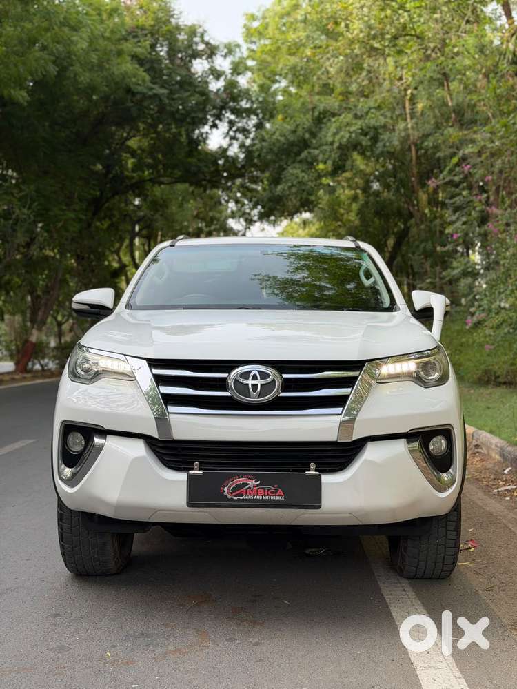 Toyota Fortuner 4x2 At, 2017, Diesel