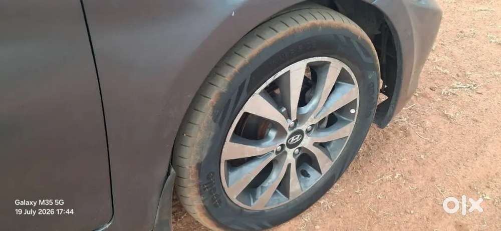 Hyundai Verna Fluidic 2015
