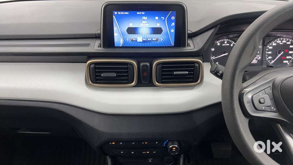 Tata Punch 1.2 Revotron Accomplished Dazzle Pack Amt, 2022, Petrol