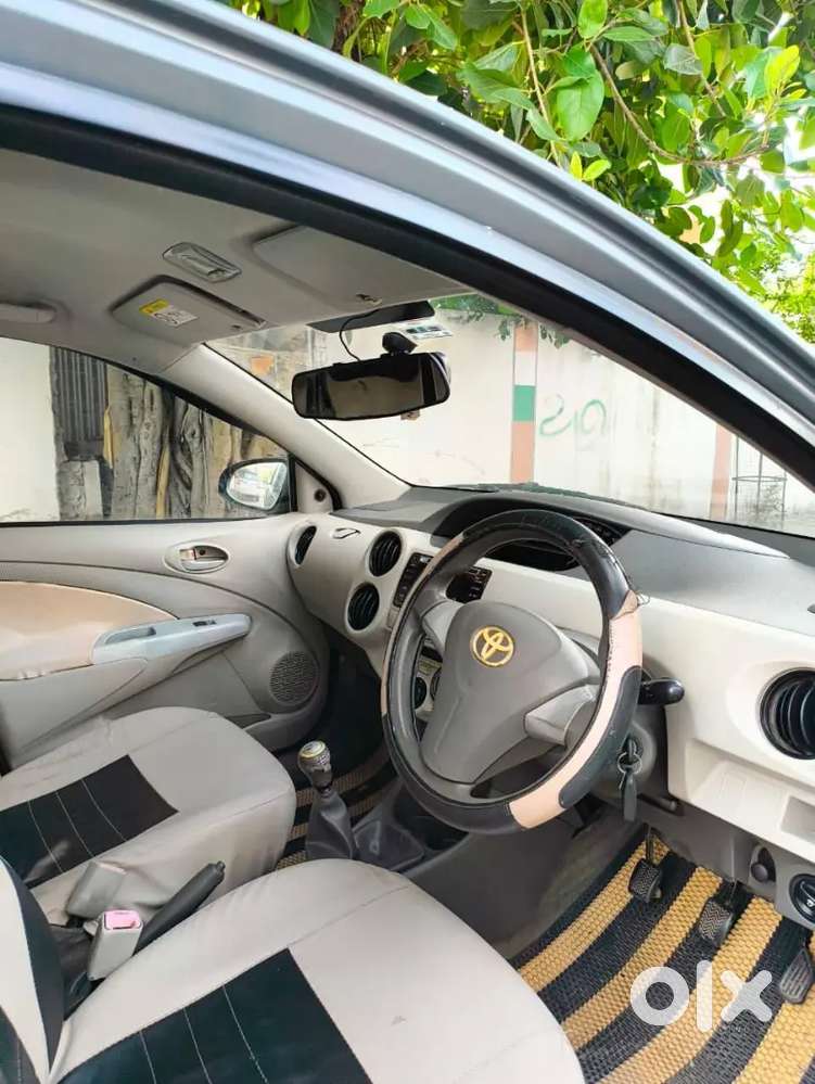 Toyota Etios [2014] Petrol
