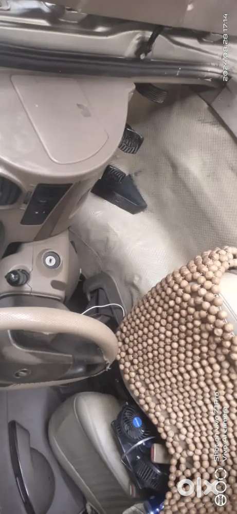 I'm Selling Mahindra Xylo D4