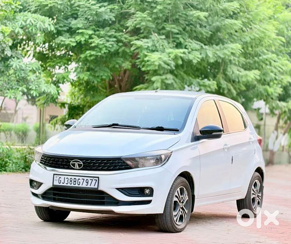 Tata Tiago 1.05 Revotorq Xt, 2023, Petrol