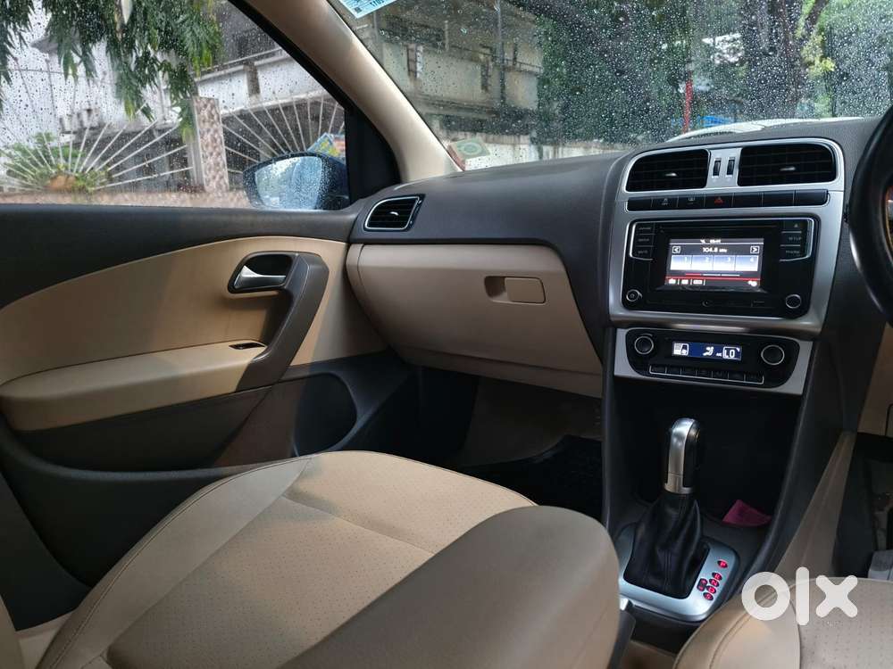 Volkswagen Vento 1.2 Tsi Highline Plus At, 2017, Petrol