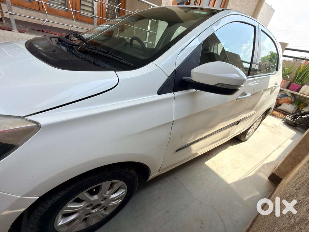 Tata Tiago Xz Top Model 2017 Petrol