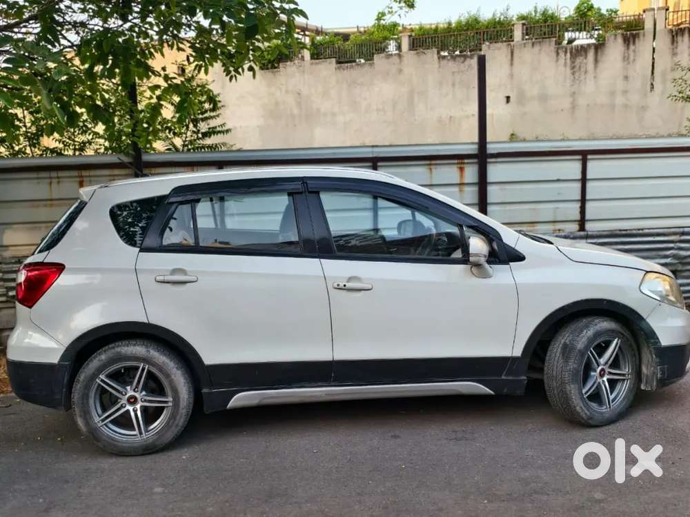 Maruti Suzuki S-cross 2016 Diesel Good Condition
