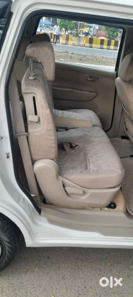 Maruti Suzuki Ertiga Vxi Shvs, 2015, Petrol