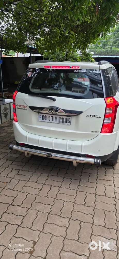 Mahindra Xuv500 2.2 W10 2015
