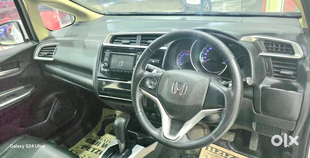 Honda Jazz V Automatic, 2017, Petrol