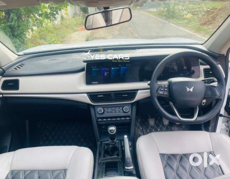 Mahindra Xuv700 2.2 Ax 5 Diesel Mt 7 Str, 2022, Diesel