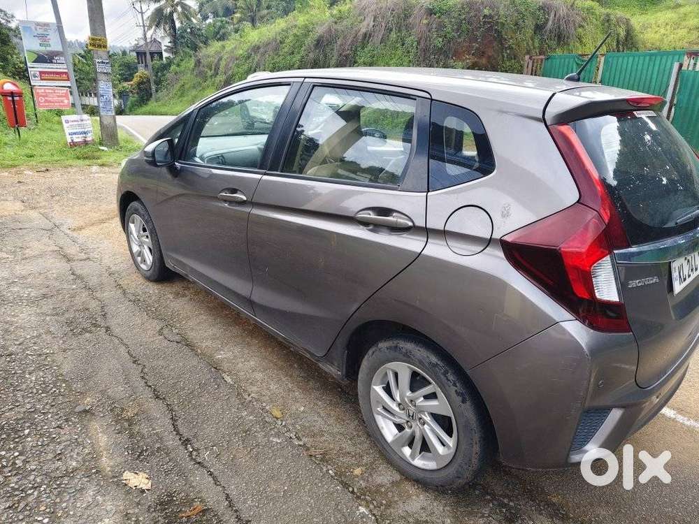 Honda Jazz V Automatic, 2016, Petrol