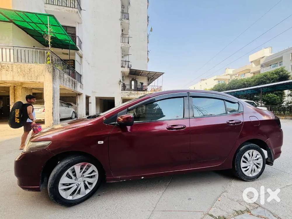Honda City 2012 Modal