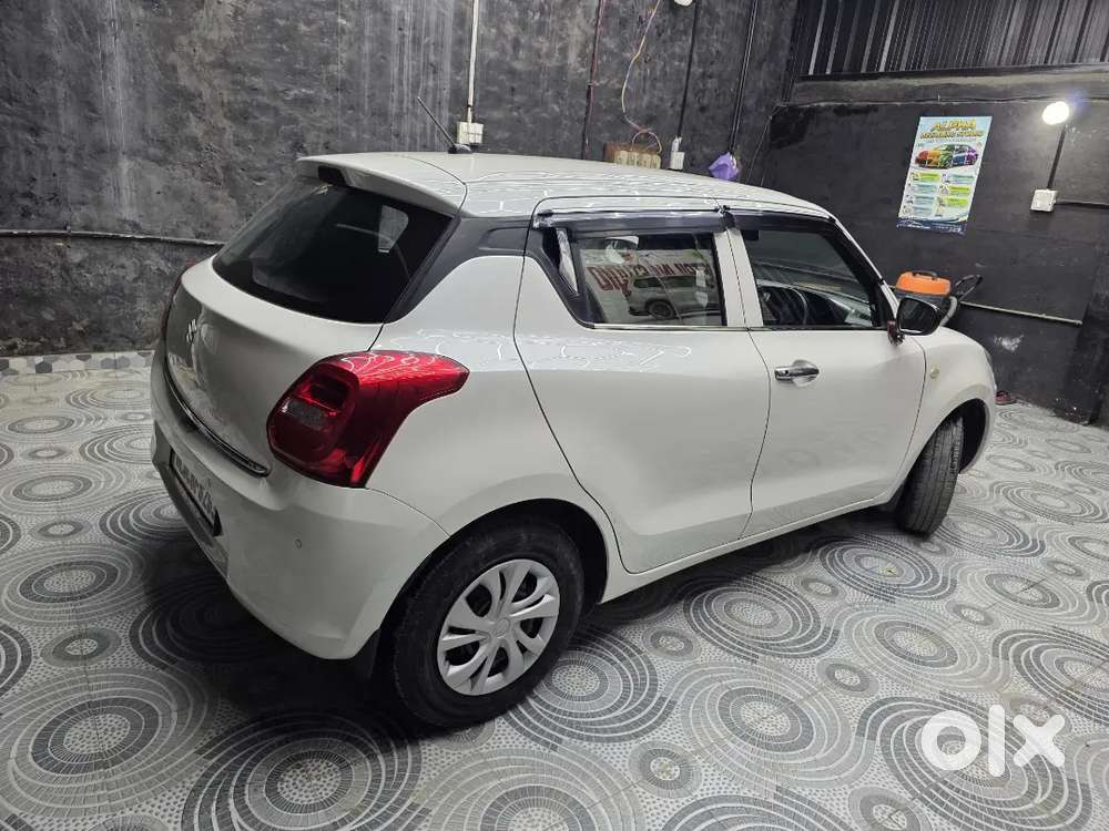 2023 Maruti Suzuki Swift Lxi