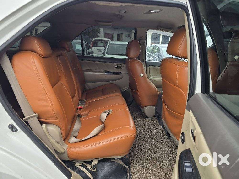 Toyota Fortuner 3.0 4x2 Mt, 2012, Diesel