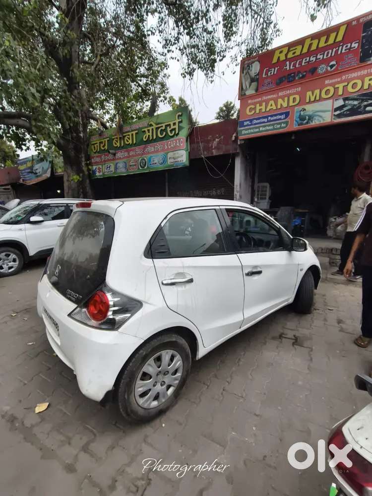 Honda Brio 2013