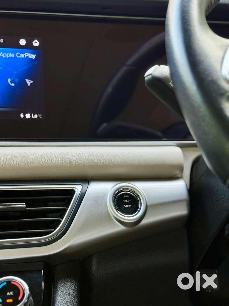 Mahindra Xuv700 2.2 Ax 7 Diesel At Luxury Pack Str, 2022, Diesel