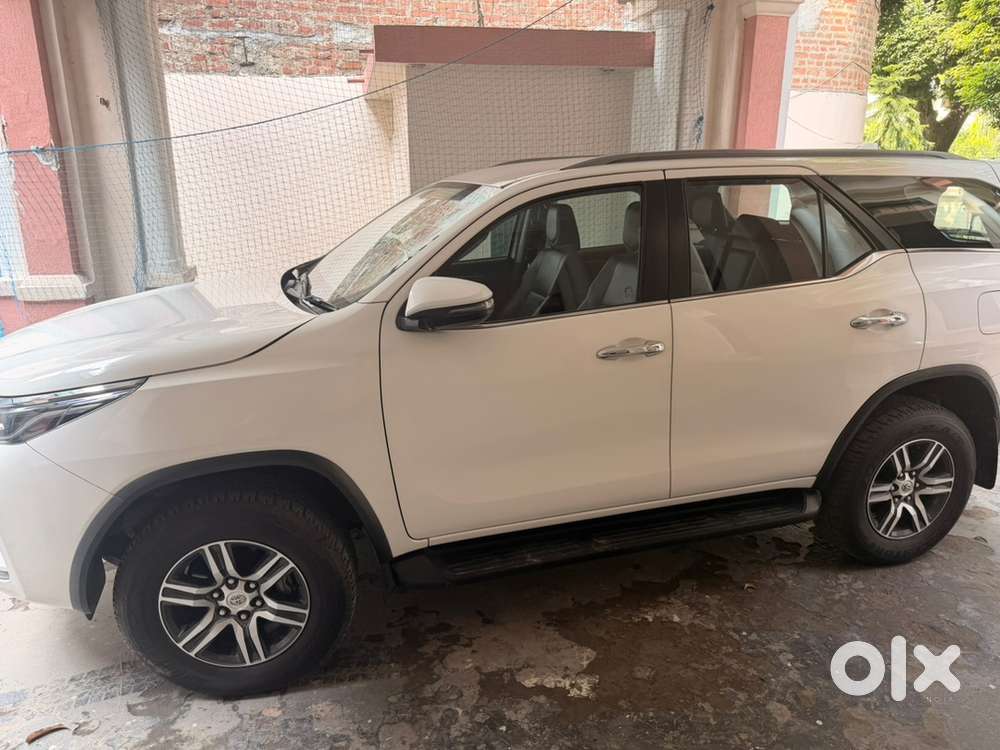 Toyota Fortuner 2024 Diesel