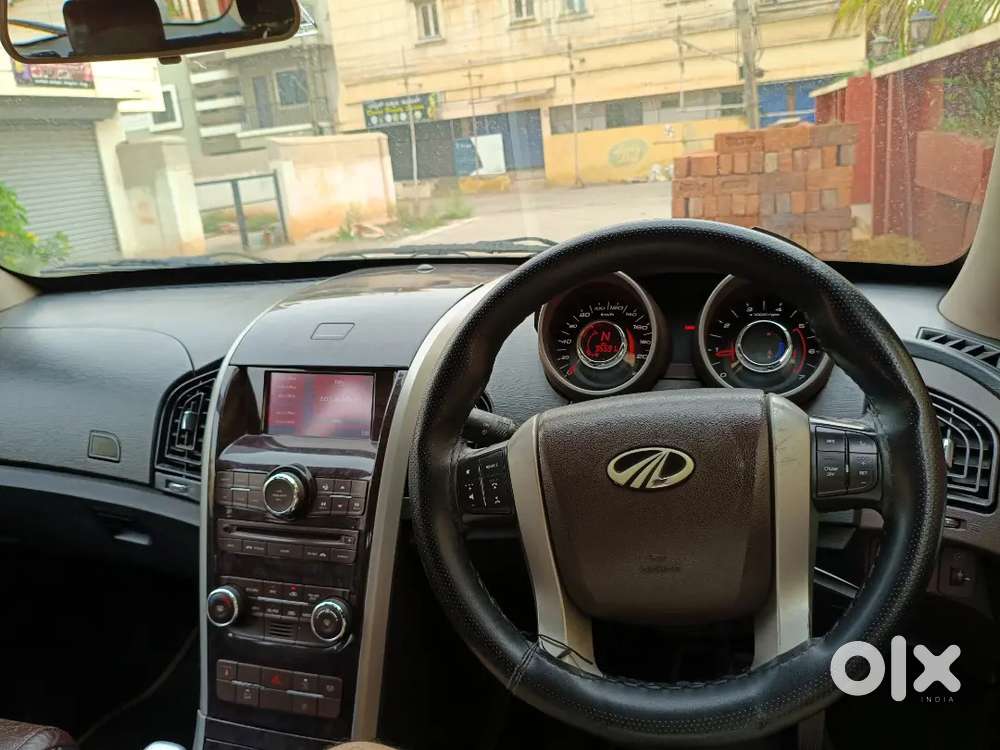 Mahindra Xuv500 2013